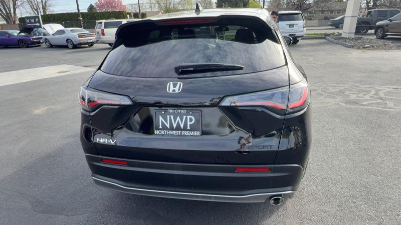 2024 Honda HR-V 2WD Sport
