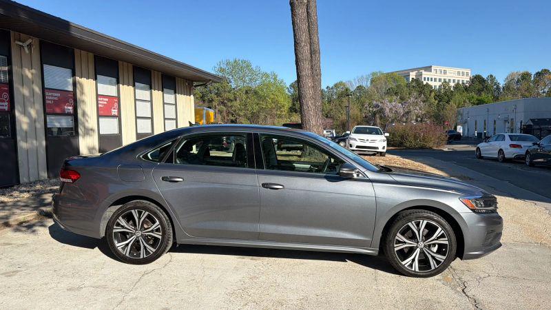2022 Volkswagen Passat 2.0T SE