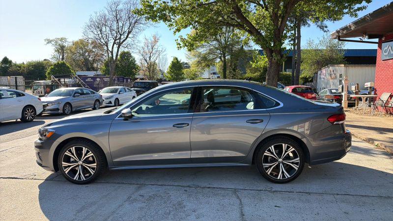 2022 Volkswagen Passat 2.0T SE