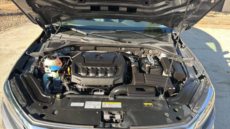 2022 Volkswagen Passat 2.0T SE