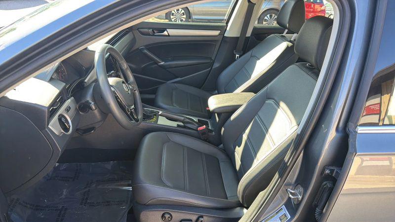 2022 Volkswagen Passat 2.0T SE