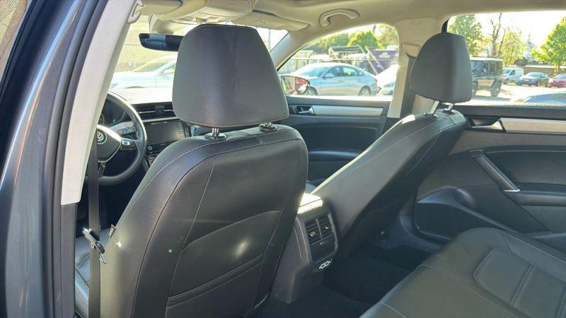 2022 Volkswagen Passat 2.0T SE
