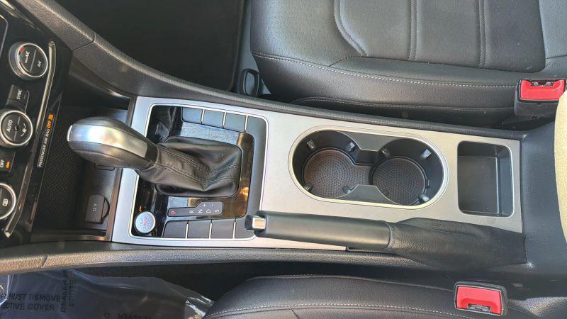 2022 Volkswagen Passat 2.0T SE