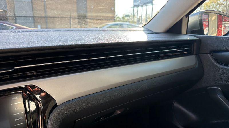 2022 Volkswagen Passat 2.0T SE