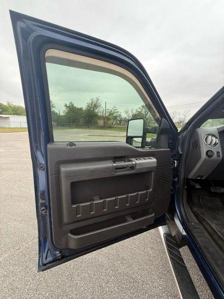 2011 Ford F-350 Lariat