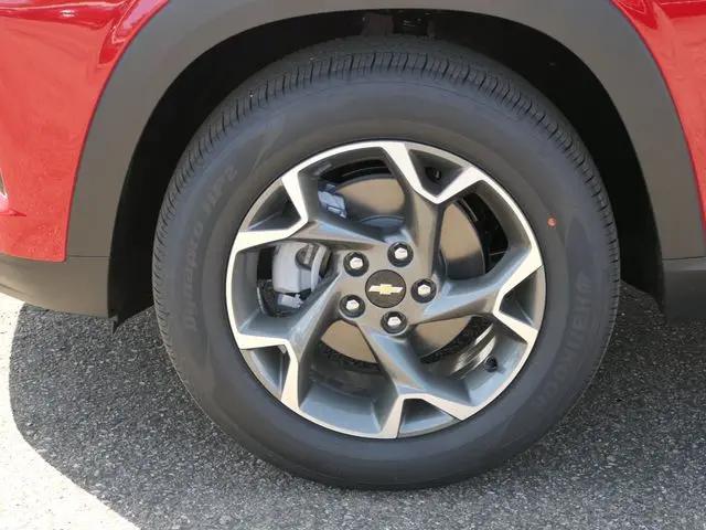 2026 Chevrolet Trax FWD LT