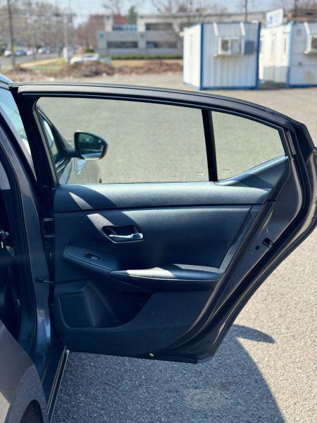 2021 Nissan Sentra SV Xtronic CVT