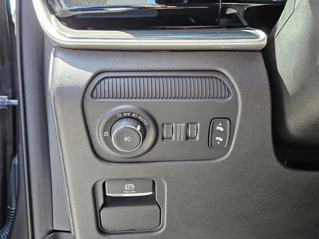 2022 Jeep Wagoneer Series II 4x2