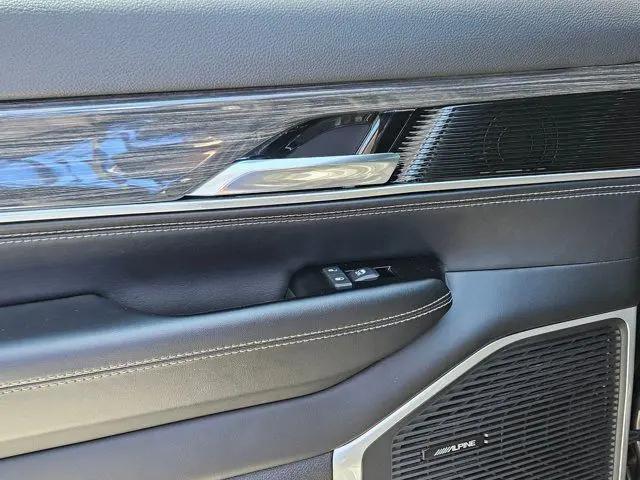 2022 Jeep Wagoneer Series II 4x2