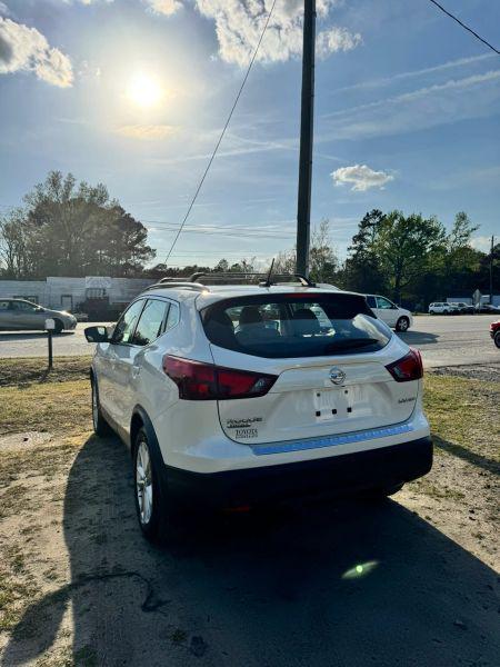 2018 Nissan Rogue Sport SV