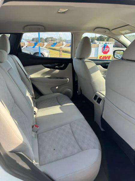 2018 Nissan Rogue Sport SV