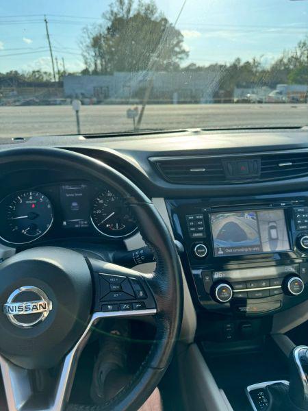 2018 Nissan Rogue Sport SV