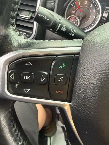 2020 Ram 1500 Laramie Crew Cab 4x4 5'7" Box