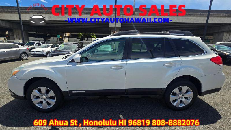 2011 Subaru Outback 2.5i Premium