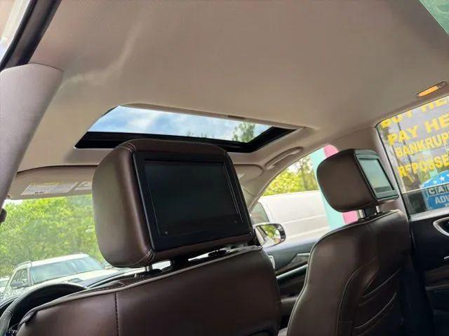 2019 INFINITI QX60 LUXE