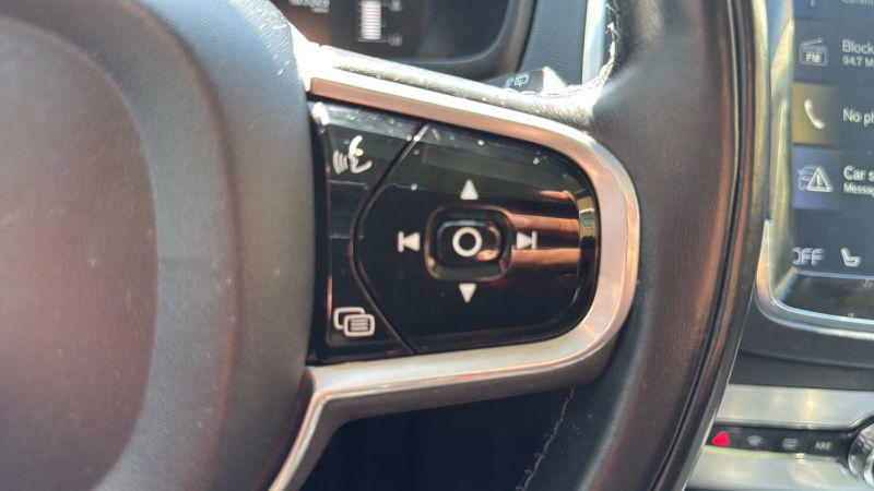 2018 Volvo XC90 T5 Momentum