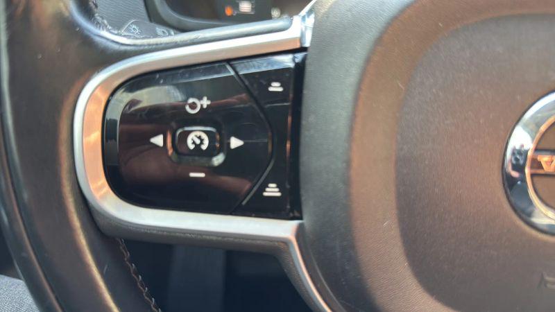 2018 Volvo XC90 T5 Momentum