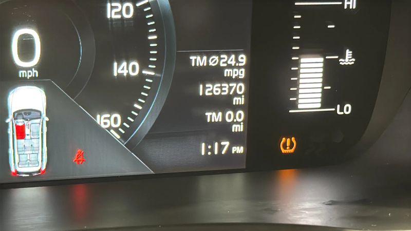 2018 Volvo XC90 T5 Momentum