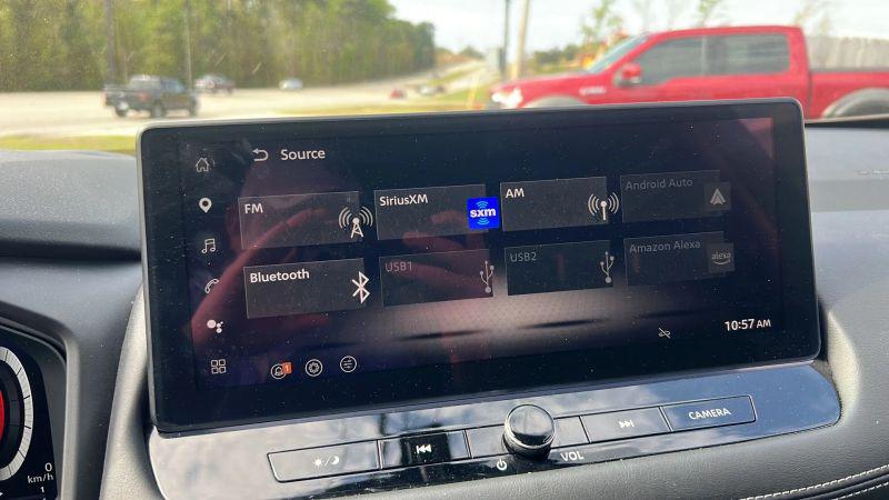 2025 Nissan Rogue SL FWD