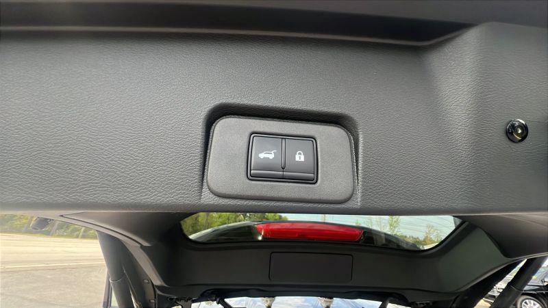 2025 Nissan Rogue SL FWD