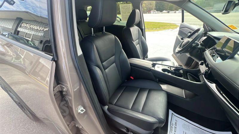 2025 Nissan Rogue SL FWD