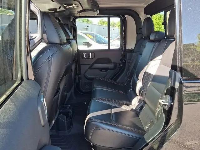 2021 Jeep Gladiator Sport
