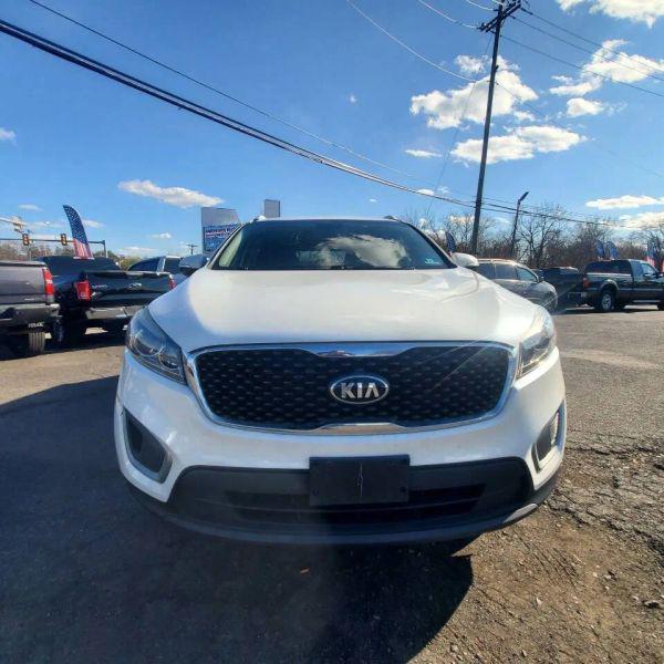 2016 Kia Sorento 2.4L LX