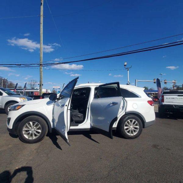 2016 Kia Sorento 2.4L LX
