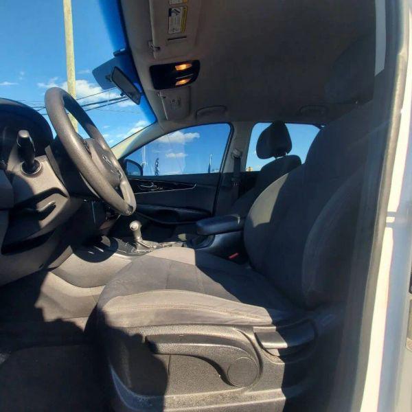 2016 Kia Sorento 2.4L LX