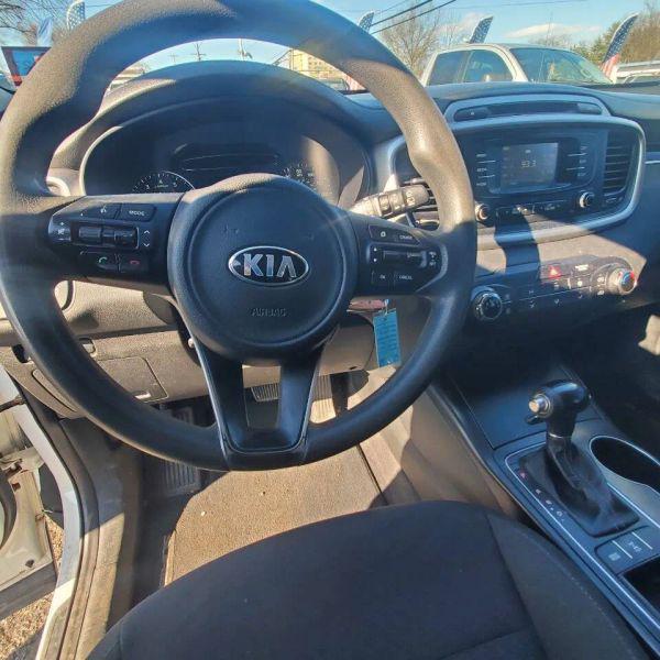 2016 Kia Sorento 2.4L LX