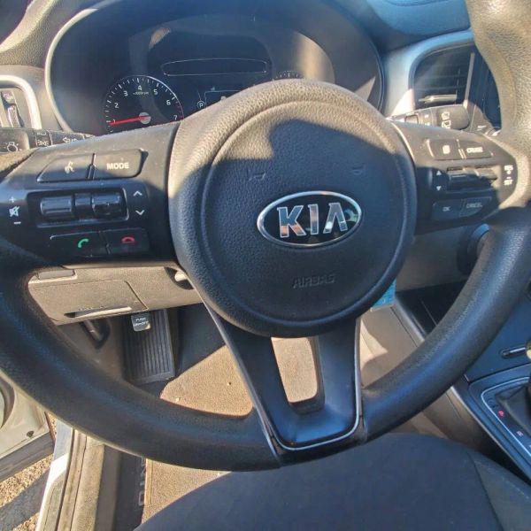 2016 Kia Sorento 2.4L LX