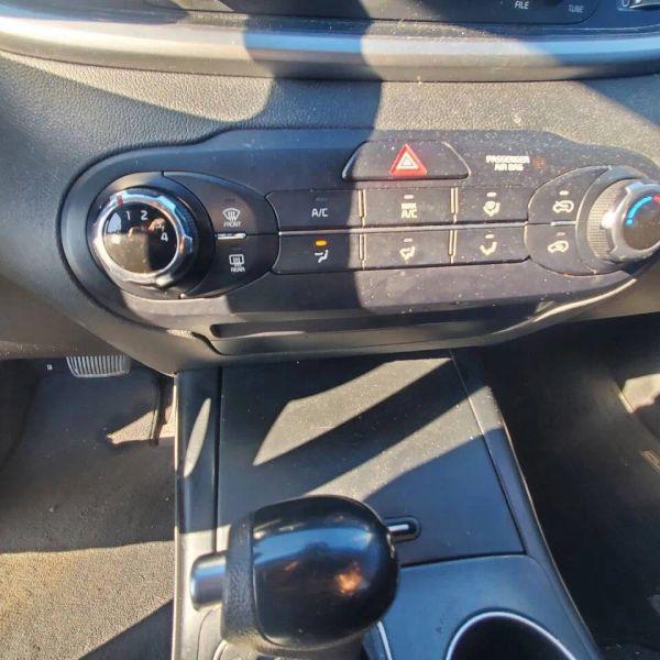 2016 Kia Sorento 2.4L LX