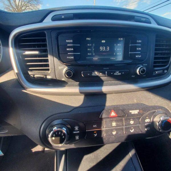 2016 Kia Sorento 2.4L LX