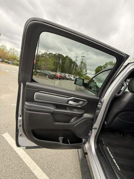2022 Ram 1500 Big Horn Crew Cab 4x4 5'7" Box