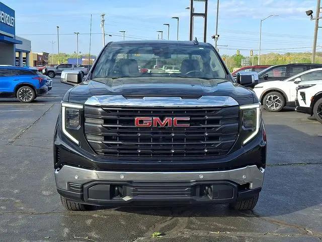 2024 GMC Sierra 1500 4WD Regular Cab Long Box Pro