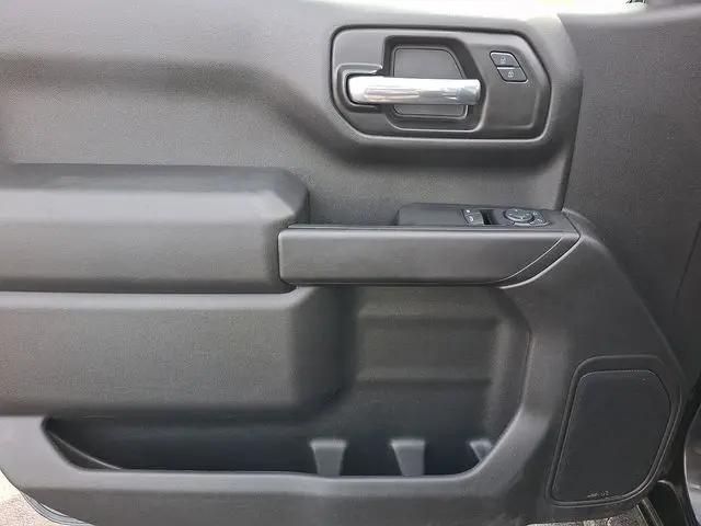 2024 GMC Sierra 1500 4WD Regular Cab Long Box Pro