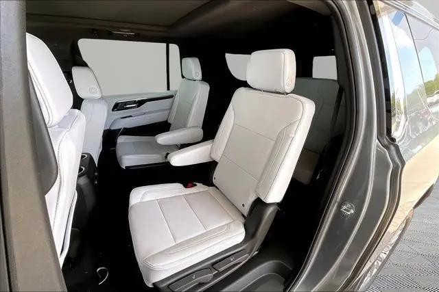 2026 Chevrolet Suburban Premier, 4WD