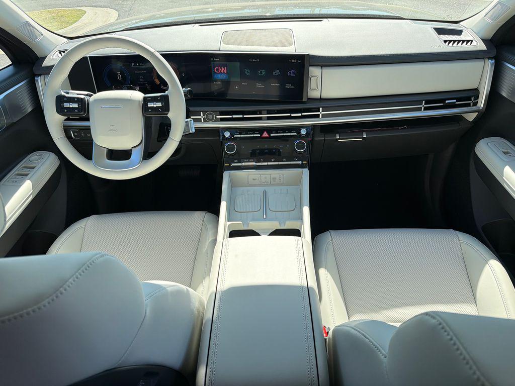 New 2026 Green HYUNDAI SEL FWD image 19