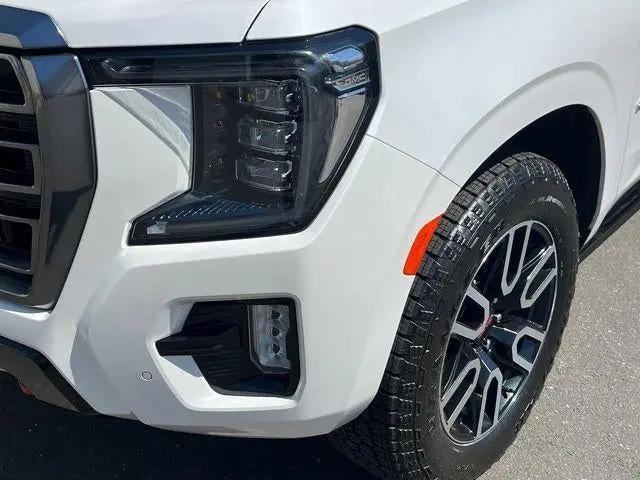 2023 GMC Yukon 4WD AT4