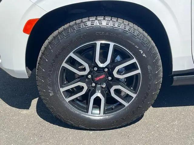 2023 GMC Yukon 4WD AT4
