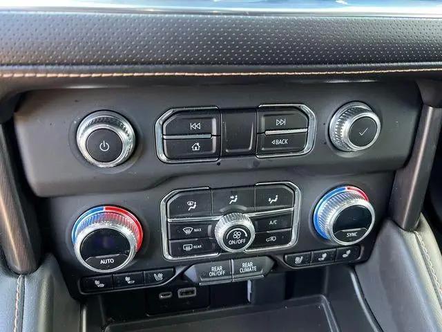 2023 GMC Yukon 4WD AT4