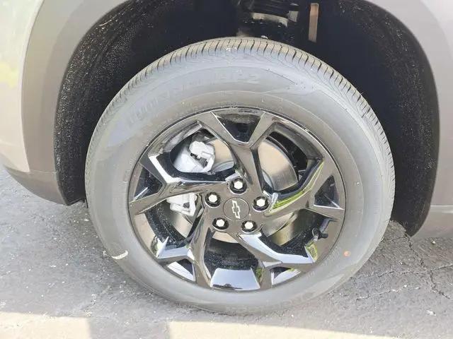 2026 Chevrolet Trax FWD LT
