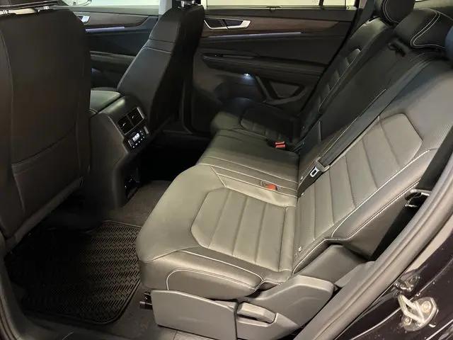 2026 Volkswagen Atlas SEL