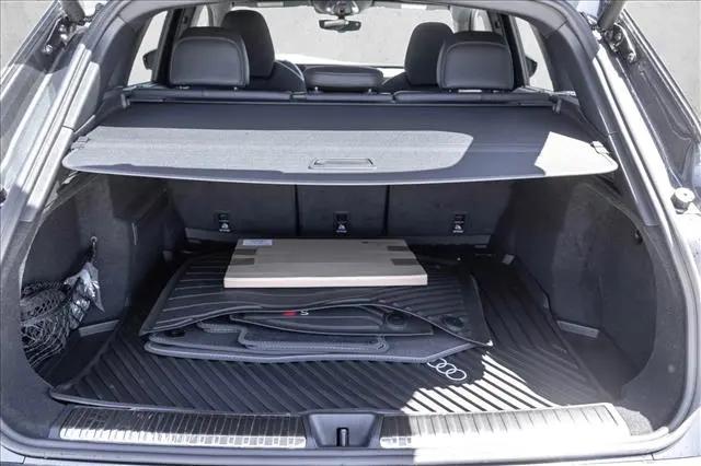 2026 Audi SQ5 Premium Plus TFSI quattro S tronic