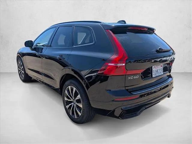 2024 Volvo XC60 B5 Core Dark Theme