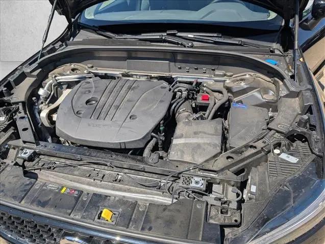 2024 Volvo XC60 B5 Core Dark Theme