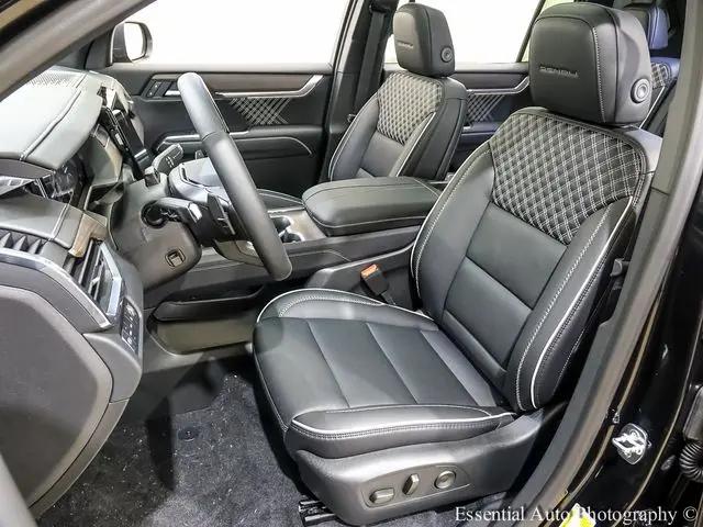 2026 GMC Acadia Denali AWD