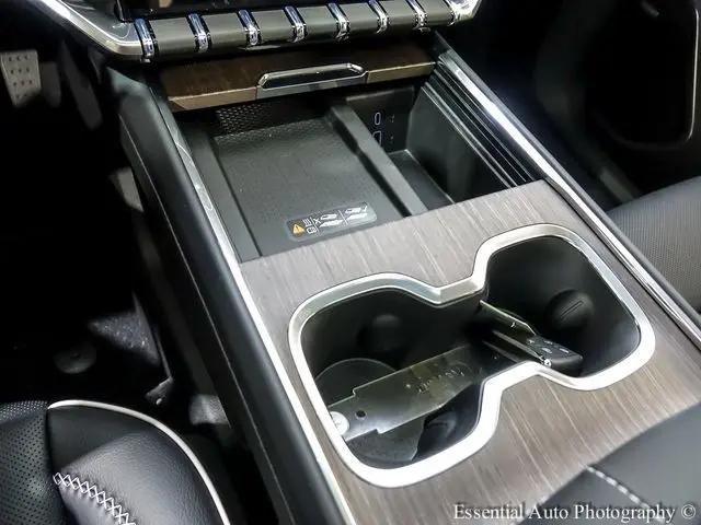 2026 GMC Acadia Denali AWD