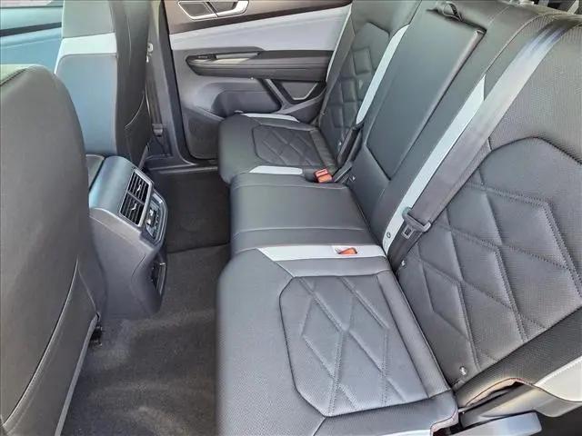 2026 Volkswagen Atlas Peak Edition