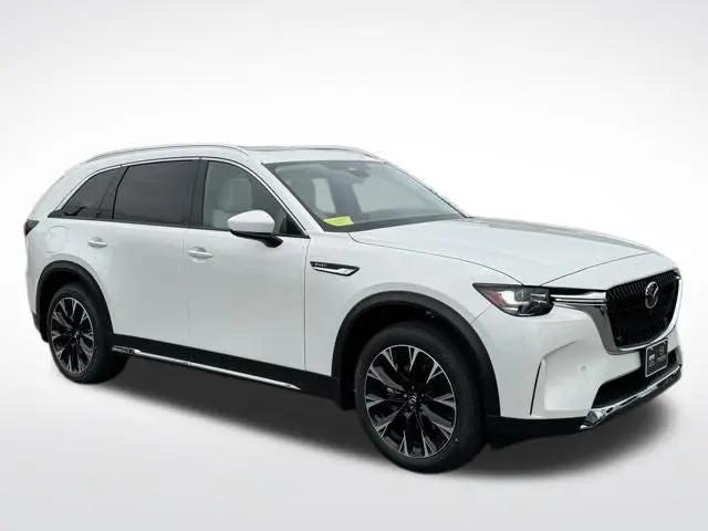 2026 Mazda X-90 Premium Plus